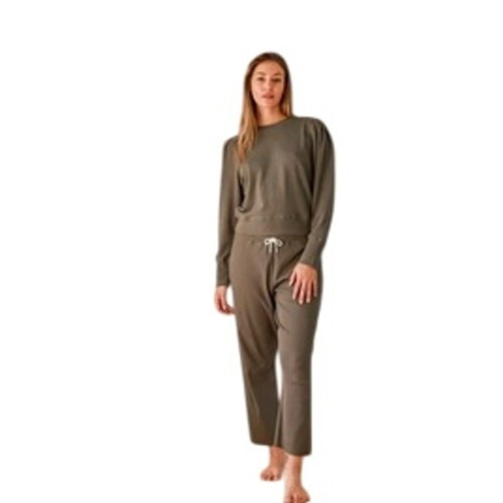 Leallo Women's Olive Green Jewel Puff Sleeve Crew Pullover Sweatshirt Medium